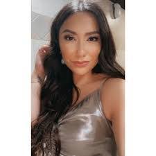 Erica Landeros's Instagram, Twitter & Facebook