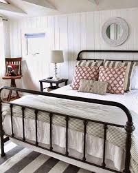 Wrought iron bed frame decorating ideas. Pin By Jenltoms On Bedroom Modern Farmhouse Bedroom Remodel Bedroom Home Bedroom