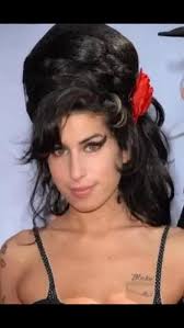 You Know I'm No Good é uma das canções mais importantes da carreira de Amy  Winehouse. Lançada em seu segundo álbum, Black To Black, em 2006, ajudou a  consolidar a artista como