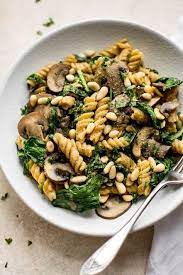 Vegan Spinach And Mushroom Pasta Pasta Vegan Spinach Healthy Recipes Spinach Stuffed Mushrooms Comfort Food Recipes Dinners