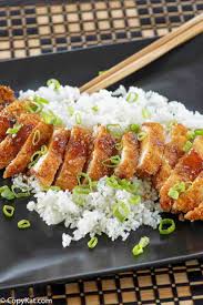 Our recipe uses a few clever little swaps to keep this dish low in calories and points without compromising on flavour! Chicken Katsu Recipe And Video Copykat Recipes