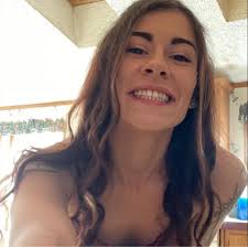 Why is Margarita the duck killing other ducklings?