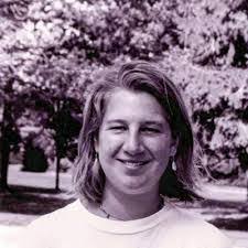 Kerri Lang's Instagram, Twitter & Facebook