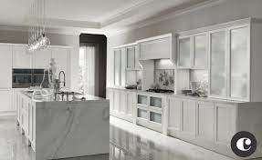 Il Fascino Dell Arredamento In Stile Classico Harmony Classic E Una Cucina Elegante E Senza Tempo Design Cucine Idee Per La Cucina Arredamento
