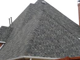 Whilst traditionally you may not be that used to seeing lightly coloured roof shingles, with popular varieties such as timberline, many timberline roof shingles color these days are now brightly coloured. Pin By Jt Hudgins On Stillwater Architectural Shingles Roof Architecture Modern Roofing