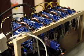 The ongoing global shortage of chips that are used in the production of bitcoin mining rigs is now causing manufacturing disruptions. 600 Bitcoin Mining Rigs Seized In China Over Power Theft