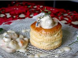 Bouchees A La Reine Aux Fruits De Mer Recette Bouchees A La Reine Alimentation Fruits De Mer