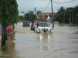 Anda tidak lagi perlu membuka semua pintu kereta dan tak perlu lagi tunggu sehingga keadaan dalam kereta menjadi sejuk. 10 Cara Mengenalpasti Kereta Rosak Akibat Banjir Autokl
