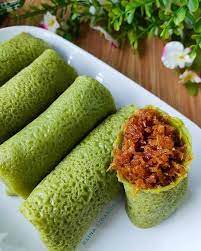 Kue dadar gulung adalah salah satu kue jajanan pasar tradisional khas indonesia. Resep Kue Dadar Gulung Home Facebook