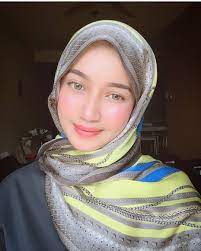 Cantik Com On Instagram Indahnya Ciptaannya L Goodnight Nanijeff Beutifullgirll Pretty Prettygirls Malay Ma In 2021 Blonde Beauty Beautiful Photo Beautiful