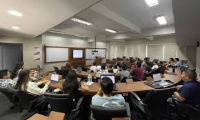 Maestría en Inteligencia de Negocios y Ciencia de Datos Cohorte 2023 B.  Felicitaciones a nuestros Maestrantes que han culminado el módulo de  Gestión de Tiempo y Habilidades Interpersonales con el docente Carlos