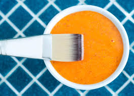 Weil zitronen von sich aus einen reizenden effekt haben, lässt sich aus ähnlich wie bei einem fruchtsäurepeeling hat es eine hauterneuernde wirkung, diese beruht auf zwei faktoren. Fruchtsaurepeeling Selber Machen Infos Und Tipps