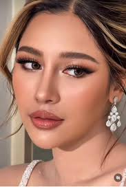 Any must-do activities in Palm Springs for a girls' trip?