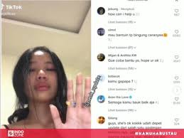 Video muda mudi yang viral kemaren karena bikin video bokep di taman serta cowoknya. Viral Cewek Bertanktop Bikin Video Tiktok Sambil Nangis Ternyata Beri Kode Minta Tolong Indozone Id