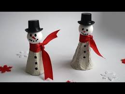 Schneemanner Aus Eierkartons Basteln Youtube Schneemann Basteln Eierkarton Basteln Eierkarton Basteln Weihnachten