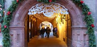 Les anis bredeles sont des petits biscuits à l'anis que l'on prépare pour noël. Noel A Kaysersberg