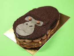 King Kong Chez Bogato Dacquoise Noisette Noisettes Grillees Praline Feuillete Et Chantilly Au Chocolat Au Lait Chez Bogato King Kong Chantilly Au Chocolat