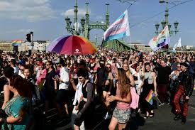 Budapest pride lmbtq felvonulást, mely a kossuth térről indulva a március 15. D4qtb Lauhnqm