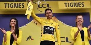 La plus grande course cycliste au monde. Tour De France Nouveau Maillot Jaune Le Colombien Egan Bernal Est En Route Vers L Histoire