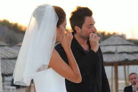 A sorpresa sembra che bianca guaccero abbia deciso di lasciare detto fatto: Bianca Guaccero E Dario Acocella Matrimonio Sulla Spiaggia Foto Lapresse