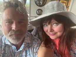 Dee Dee & I wish you a Happy Easter! We are celebrating at Ruth's Chris  Steak House in Louisville. It is an excellent restaurant in a unique  building. We are