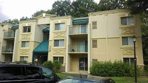Stuart Woods Apartments John Mcgee 710 Tamarack Way Apt 1 B Herndon Va House Styles House Mansions