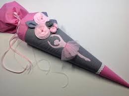 Ballerina Schultute Zuckertute Lieferzeit 8 10 Werktage Nach Zahlungseingang Diese Wunderschone Sc In 2020 Ballerina Fabric Ballet School School Bags