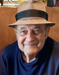 Earl Huggins's Instagram, Twitter & Facebook