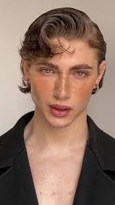 Fernando Baumann's Instagram, Twitter & Facebook