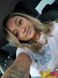 Looking for a blonde specialist hairstylist