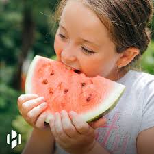 Vegan children end up shorter and weaker than non-vegan eaters, study finds