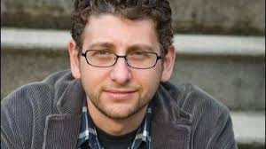 Daniel Polansky: "El que escribe para publicar pierde el tiempo"