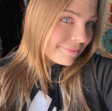 Is a brown/golden large dog lost at F4?