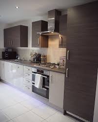 Are You Buying A New Build House And Are Daunted By All The Decisions You Have To Make On Bathroom Tile Bellway Homes Kitchens Persimmon Homes Symphony Kitchen