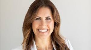 Tina Schaeffer's Instagram, Twitter & Facebook