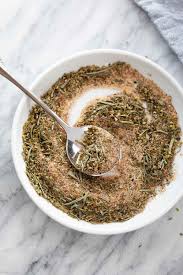 Use the remainder on top of the skin of your bird. Turkey Rub Recipe Hot To Make Turkey Rub Eatwell101