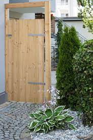 Diese stilvolle aufbewahrungsbox ist die ideale lösung, um ihren garten, ihre terrasse oder ihren hof zu entrümpeln. Kleiner Garten Ganz Gross In Schwaz Errichtet Der Maschinenring Auf 185m2 Einen Sitzplatz Einen Teich Und Eine Per Kleiner Garten Gartengestaltung Gartenturen