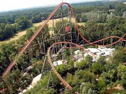 Un alt parc de distracții aflat în proximitatea parisului, la 30 de km distanță. Parc De Distractii Holiday Park Germania