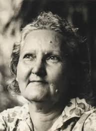 La imposible ausente: biografía de Josefina Plá (final)