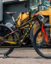 Nino Schurter 2017 Bike Check Scott Spark Rc