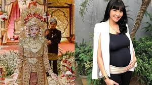 Noer dan diproduksi oleh starvision plus bekerjasama dengan wahana kreator. Member Jkt48 Ini Buka Suara Soal Tudingan Hamil Di Luar Nikah Tribunnews Com Mobile