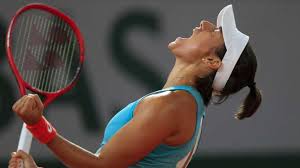 Belgium's elise mertens wins the biggest title of her career by beating top seed simon halep at the qatar open. French Open Caroline Garcia Rides Rowdy Crowd To 4th Round As She Beats Elise Mertens Tennis News India Tv