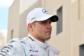 In partnership with @polarglobal and #insijets. Formel 1 Hamilton Fahrt Mit Plattem Reifen Zum Sieg Vettel Enttauscht