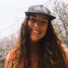 Beth Schaefer's Instagram, Twitter & Facebook