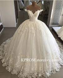 Luxury Puffy Wedding Dresses Lace Applique White Ball Gown Bridal Gown Ivory Corset Bride Dress Puffy Wedding Dresses Off Shoulder Wedding Dress White Bridal Dresses