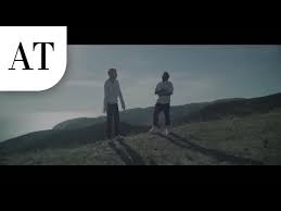 His father salah tawil is egyptian and his mother is tunisian. Adel Tawil Zuhause Official Music Video Youtube