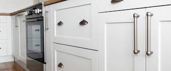 By refacing kitchen cabinets, discount cabinet can give your kitchen a whole new look by adding new cabinet doors, drawer fronts and hardware and/or updating the framework, which typically costs significantly less than building brand new cabinets Cabinet Refacing Kachina Kitchens