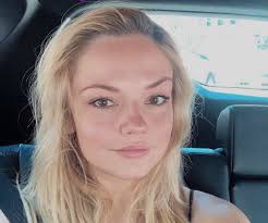 32, born 10 january 1989. Has Emily Meade Had Plastic Surgery Boob Job Facelift Lips And More Plastic Surgery Stars
