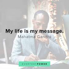70 Selfie Quotes And Captions For Social Media Expression 2021