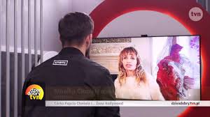 Papcio chmiel odznaczony medalem stulecia odzyskanej niepodległości. Dzien Dobry Tvn Corka Papcia Chmiela Zona Hollywood Facebook